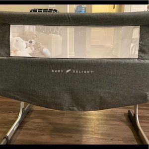 Baby Delight Bedside Me Dreamer Bassinet